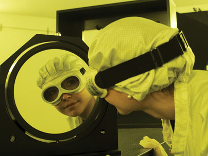 Wanted: Optics and Photonics Technicians header image