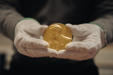 photo of Nobel medal