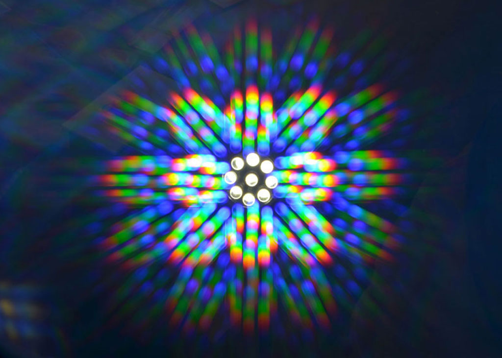 Diffraction pattern of White LED torch thumbnail